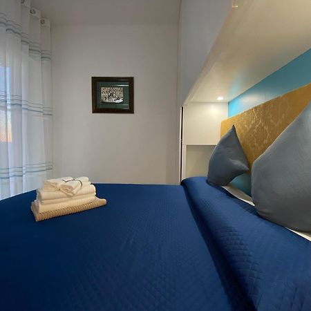Coastal House - Spiaggia E Piscina A Dieci Passi سانتا مارينيلاّ المظهر الخارجي الصورة